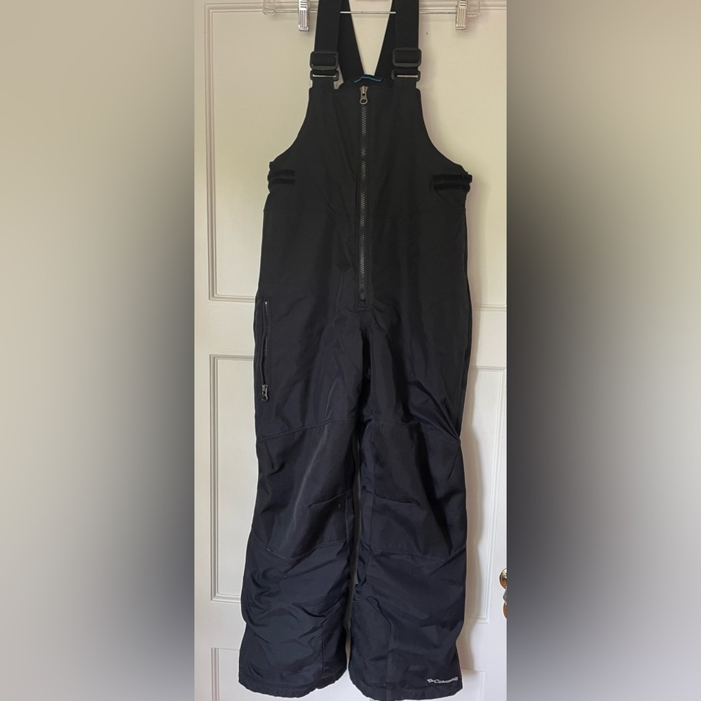 Black Columbia ski pants.  Excellent condition.  Black Youth size 10/12.